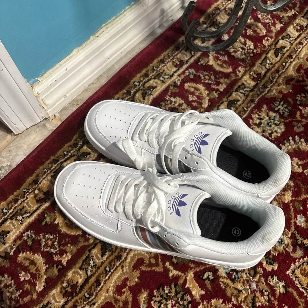 Gucci White Sneakers with Multicolor Stripes